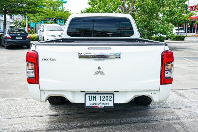 2022 Mitsubishi TRITON 2.5 MEGA CAB GLX