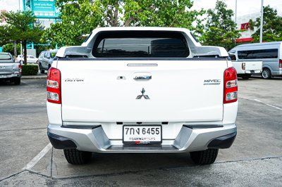 2018 Mitsubishi TRITON 2.4 DOUBLE CAB (ปี 14-19) GLS LTD Plus