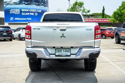 2018 MITSUBISHI TRITON  2.4 GLS PLUS MEGA CAB