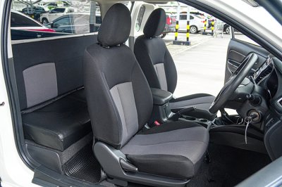 2022 Mitsubishi TRITON 2.5 MEGA CAB GLX