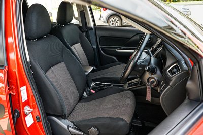 2019 Mitsubishi TRITON 2.4 GLS Plus DOUBLE CAB