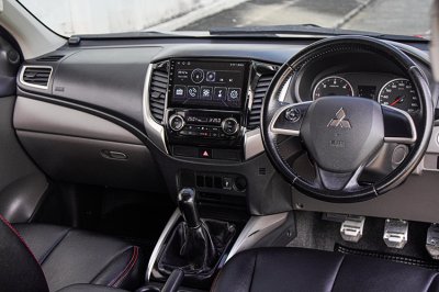 2015 MITSUBISHI TRITON 2.4 MIVEC PLUS DBL CAB