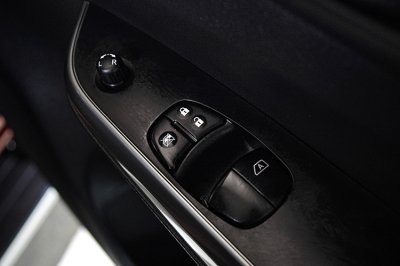 2022 Nissan Navara 2.5 SL King Cab