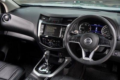 2020 Nissan Navara 2.3 DOUBLE CAB E