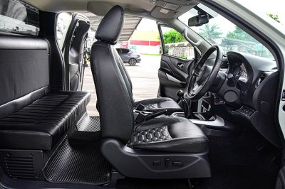 2022 Nissan Navara 2.3 KING CAB Calibre V