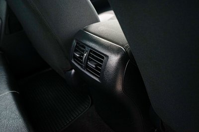 2024 NISSAN NAVARA 2.3 E MT KING CAB CALIBRE