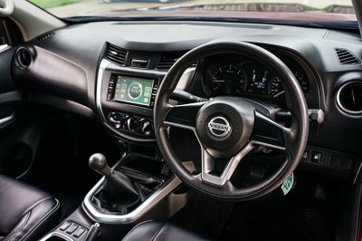 2021 Nissan Navara 2.5 KING CAB SL