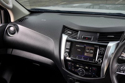 2020 Nissan Navara 2.3 DOUBLE CAB E