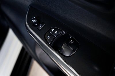 2022 Nissan Navara 2.3 KING CAB Calibre V