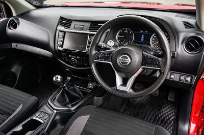 2024 NISSAN NAVARA 2.3 E MT KING CAB CALIBRE