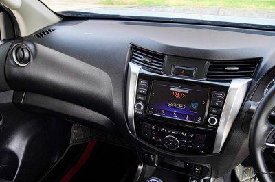 2022 Nissan Navara 2.3 DOUBLE CAB Calibre V