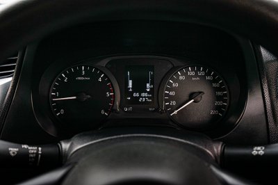 2021 Nissan Navara 2.5 KING CAB SL