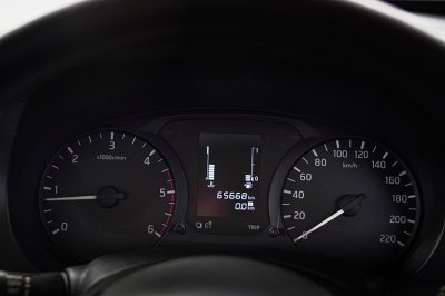 2022 Nissan Navara 2.5 SL King Cab