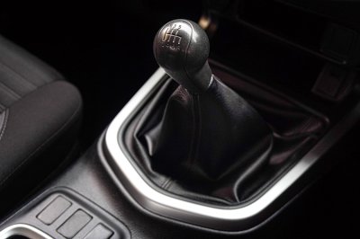 2022 Nissan Navara 2.5 SL King Cab