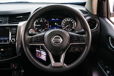2020 Nissan Navara 2.3 DOUBLE CAB E