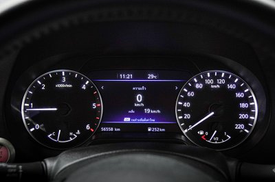 2022 Nissan Navara 2.3 KING CAB Calibre V