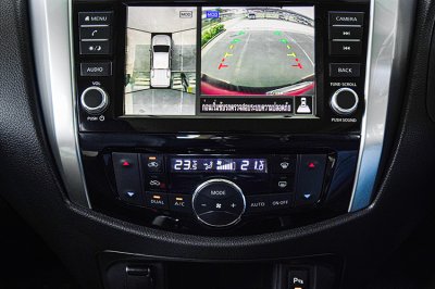 2022 Nissan Navara 2.3 DOUBLE CAB Calibre V Double Cab