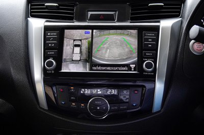 2022 Nissan Navara 2.3 KING CAB Calibre V