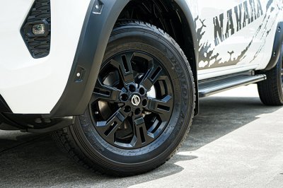 2022 Nissan Navara 2.3 KING CAB Calibre V