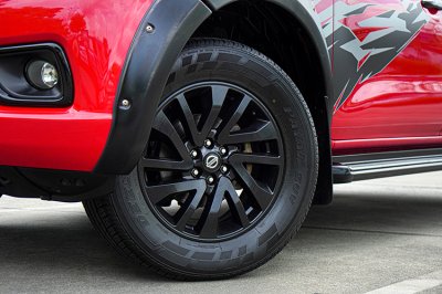 2019 NISSAN NAVARA NP300 2.5 E DOUBLE CAB CALIBRE