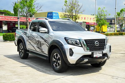 2022 Nissan Navara 2.3 DOUBLE CAB Calibre V