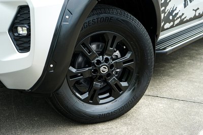 2020 Nissan Navara 2.3 DOUBLE CAB E