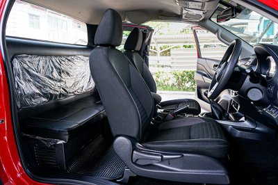 2024 NISSAN NAVARA 2.3 E MT KING CAB CALIBRE