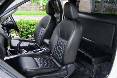 2022 Nissan Navara 2.3 KING CAB Calibre V
