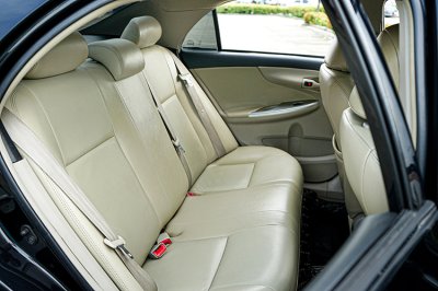 2013 Toyota Corolla Altis 1.6 (ปี 08-13) E Sedan