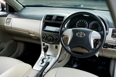 2013 Toyota Corolla Altis 1.6 (ปี 08-13) E Sedan