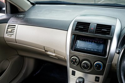 2013 Toyota Corolla Altis 1.6 (ปี 08-13) E Sedan