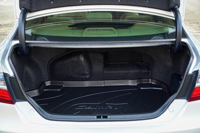 2015 TOYOTA CAMRY 2.5 HV PREMIUM