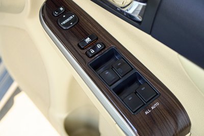2015 TOYOTA CAMRY 2.5 HV PREMIUM