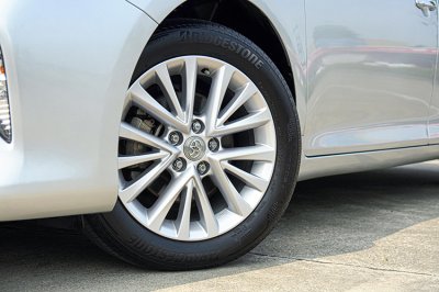 2015 TOYOTA CAMRY 2.5 HV PREMIUM