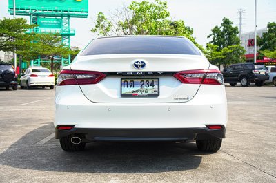 2022 TOYOTA CAMRY 2.5 HEV PREMIUM LUXURY