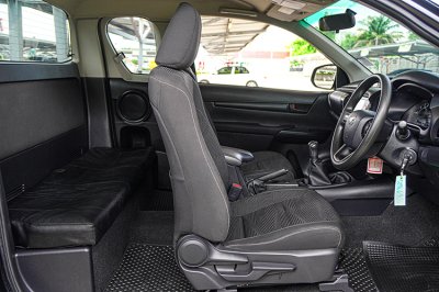 2022 Toyota HILUX REVO 2.4 SMART CAB Z Edition Entry