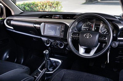 2024 TOYOTA HILUX REVO 2.4 MID Z EDITION SMART CAB
