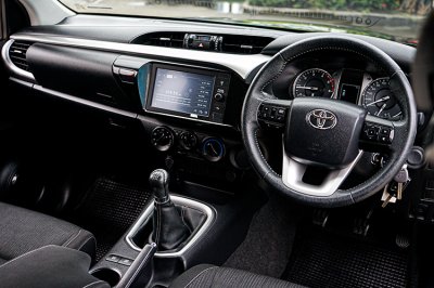 2022 TOYOTA HILUX REVO 2.4 MID Z EDITION DOUBLE CAB