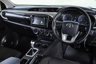 2019 Toyota HILUX REVO 2.4 DOUBLE CAB E Plus Prerunner