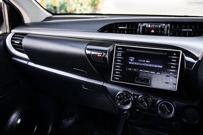 2019 TOYOTA HILUX REVO 2.4 E PRERUNNER DOUBLE CAB