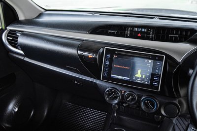 2019 Toyota HILUX REVO 2.4 DOUBLE CAB E Plus Prerunner