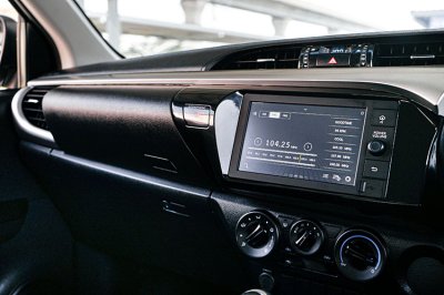 2024 TOYOTA HILUX REVO 2.4 MID Z EDITION SMART CAB