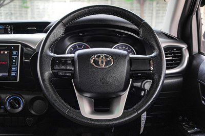 2019 Toyota HILUX REVO 2.4 E Plus Prerunner Double Cab