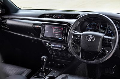 2021 Toyota Hilux Revo 2.4 SMARTCAB Prerunner Rocco Pickup