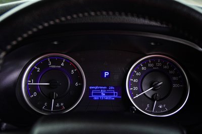 2019 Toyota HILUX REVO 2.4 DOUBLE CAB E Prerunner