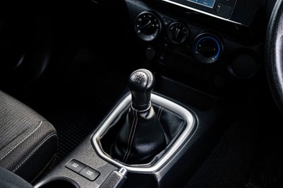 2021 TOYOTA HILUX REVO 2.4 ENTRY PRERUNNER DOUBLE CAB