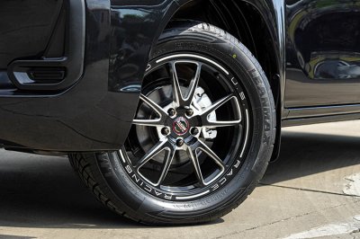 2022 TOYOTA HILUX REVO 2.4 MID Z EDITION DOUBLE CAB