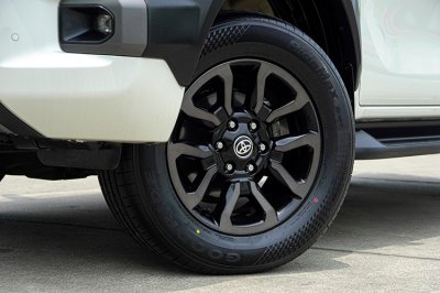 2021 Toyota Hilux Revo 2.4 SMARTCAB Prerunner Rocco Pickup