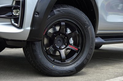 2019 Toyota HILUX REVO 2.4 DOUBLE CAB E Plus Prerunner
