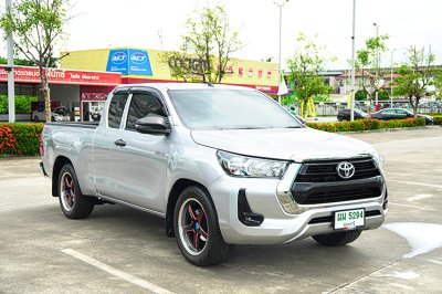 2022 Toyota HILUX REVO 2.4 Z Edition Entry Smart Cab